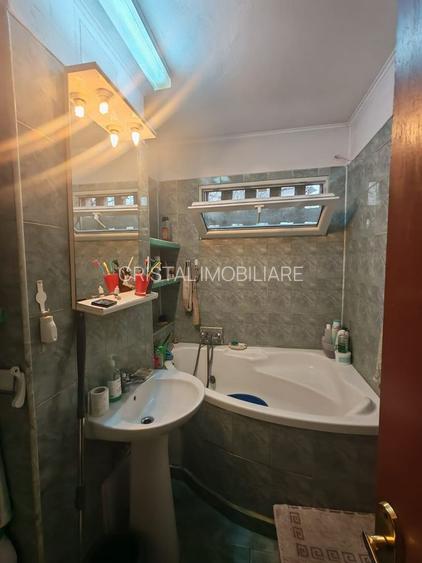 Apartament 3 camere, Brancoveanu, zona Covasna. Loc parcare. - 3
