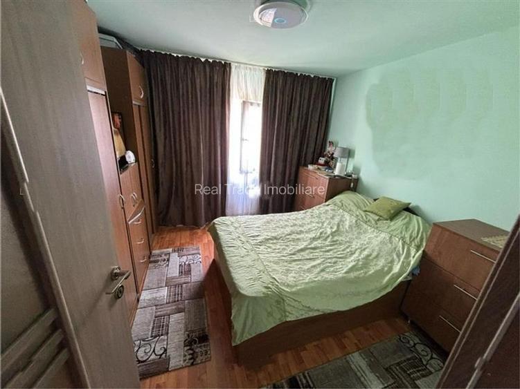 Apartament 3 camere decomandat, 2 bai, Carpatilor - 2