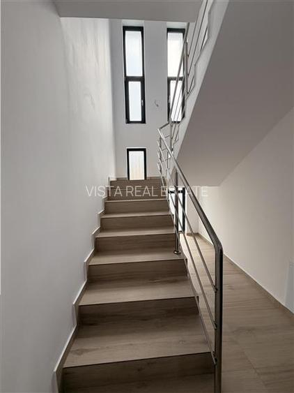 Casa Premium in Cristian, predare la cheie, 4 camere, 3 bai, pompa de caldura, T - 12