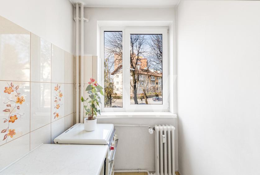 Garsonieră de vânzare, Astra - 3