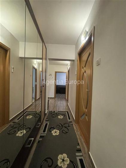 Apartament 4 camere de vanzare zona centrala Tulcea - 10
