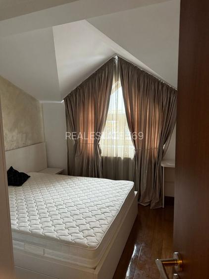URGENT, bloc nou tip boutique,80 mp, boxa, mobilat,PARCARE, NEGOCIABIL - 12