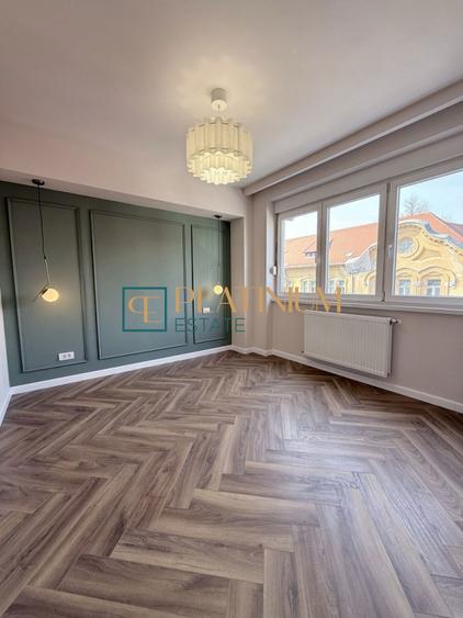 P4854 Apartament 3 camere Ultracentral,CENTRALA PROPRIE, RENOVAT
