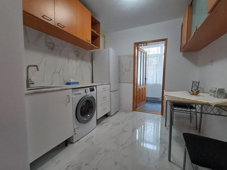 APARTAMENT 2 CAMERE-NICOLINA-DECOMANDAT