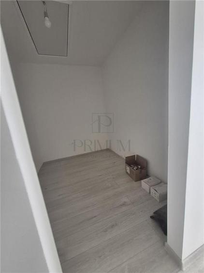 Casa insiruita - partea de margine - teren 90mp - toate utilitatile - zona excel