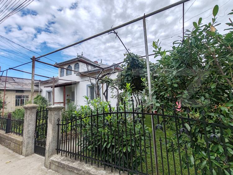Casa, zona Tisauti