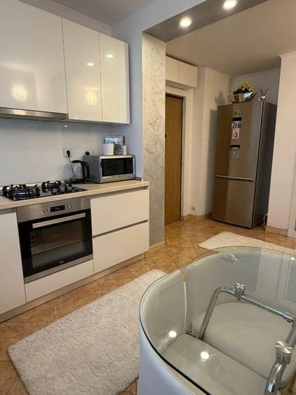 3 camere spațios | Dristor | 2 min metrou | Mobilat |