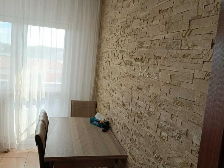 Apartament 2 camere, decomandat, George Enescu
