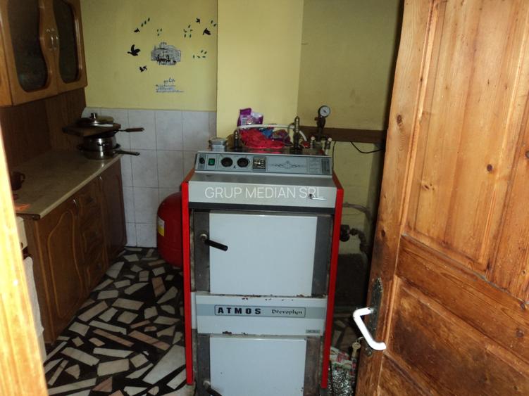 Casa la 7 km de Rm.Valcea, in com Bujoreni(Gura Vaii) - 18