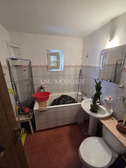 Dacia - Bulevard - 3 camere decomandat - liber - geam la baie - 3