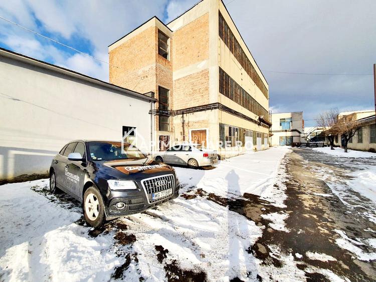 Birouri de 15mp.spatiu 288mp.depozit 280mp.hală 2.000 mp. - 8