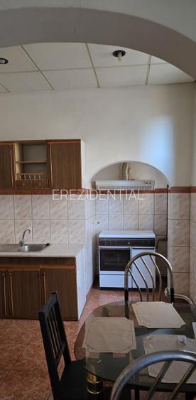 Apartament 3 camere- decomandat-zona Calea Calarasilor / Hala Traian - 10