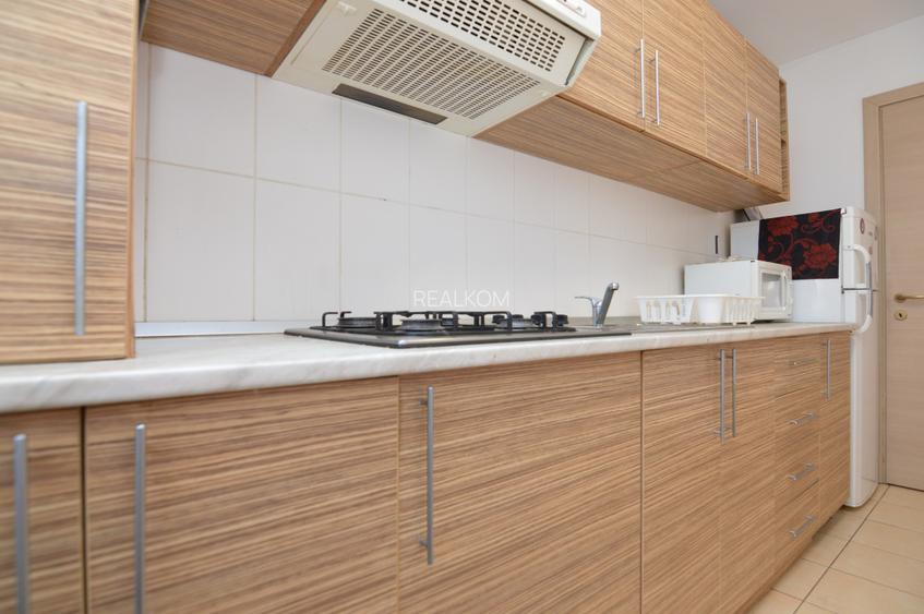 INCHIRIERE GARSONIERA  VITAN – RIN GRAND HOTEL - 13