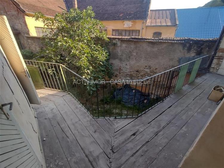 Oravita 4 Apartamente la Casa, Zona Primarie Liceu - 2