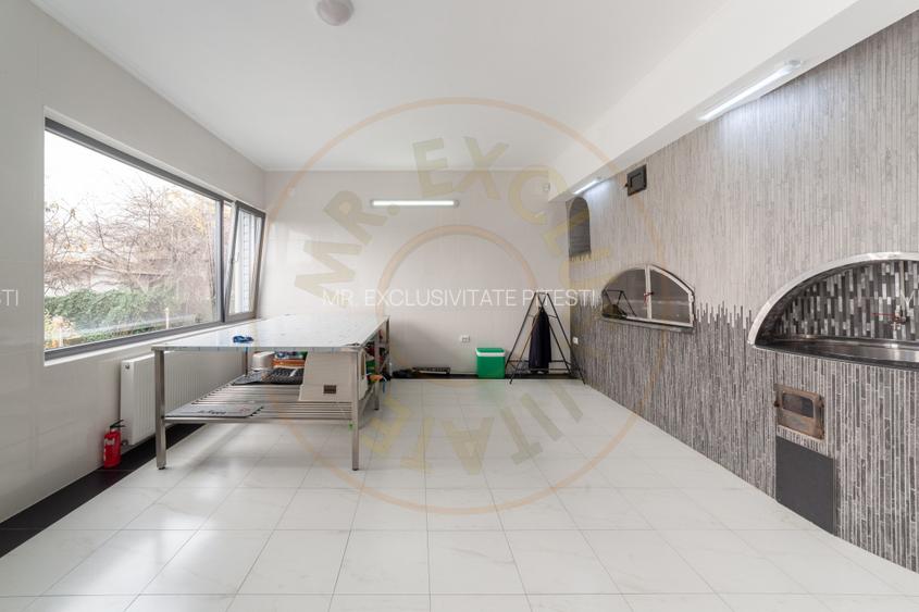 Clădire industrială / comercială – 320 mp utili | Teren 3.200 mp - 12