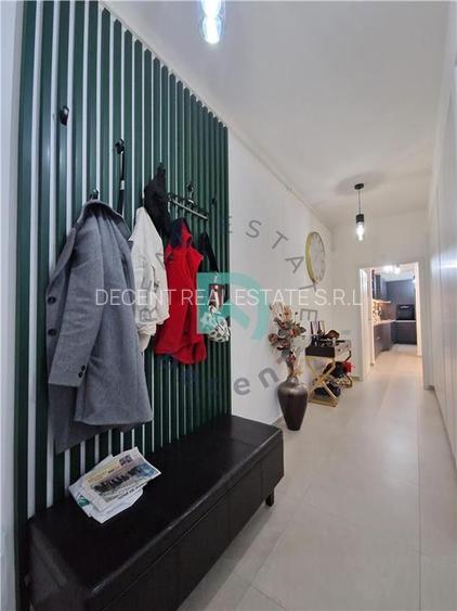 Penthouse, Qualis 2, Tractorul - 19