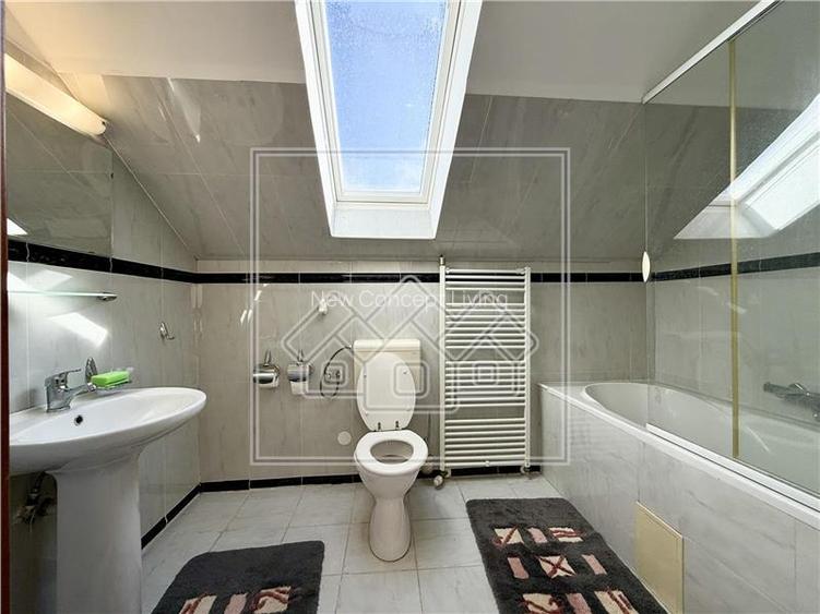 Casa de vanzare in Sibiu, individuala - 418 mp - teren 1.338 mp - 27