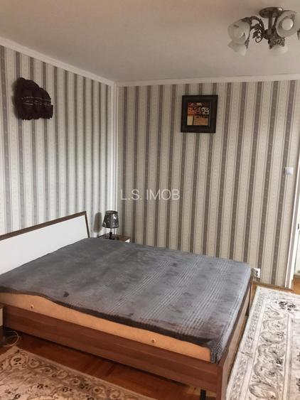 Vând garsonieră spațioasă în zonă centrală - 4