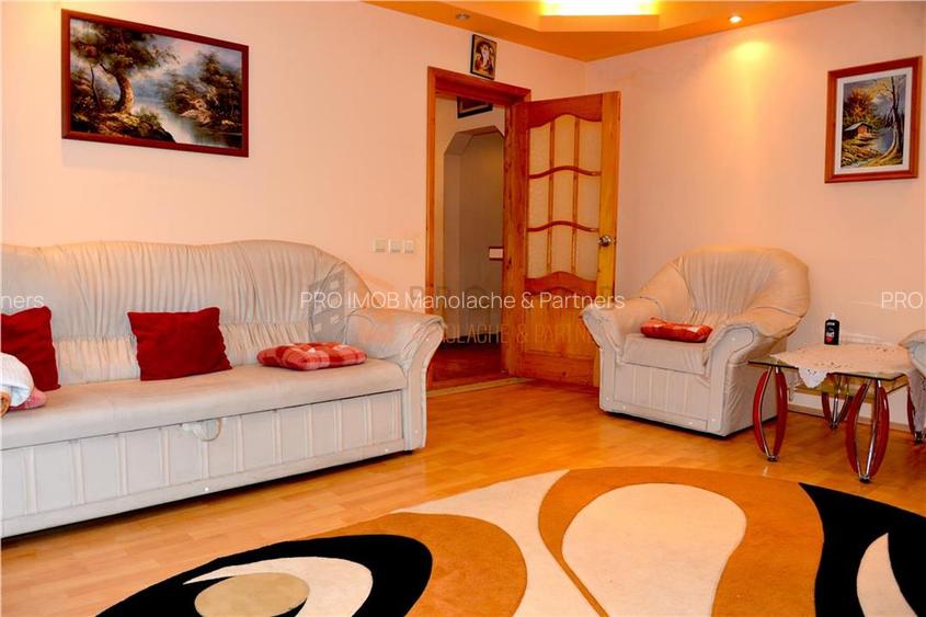 Apartament 3 camere cf 1 decomandat zona 1 Decembrie 1918 - 2