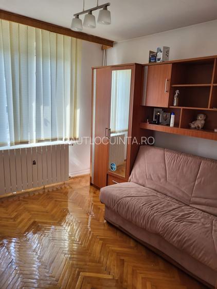 Apartament 4 camere /Aparatorii Patriei /parcare - 2