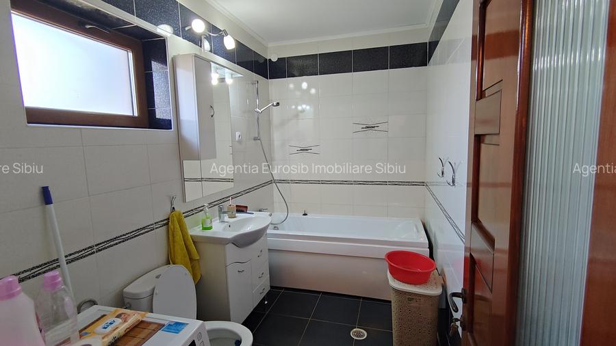 Casa individuala 4 dormitoare - garaj - teren 1457 mp in Sibiu Mohu - 16