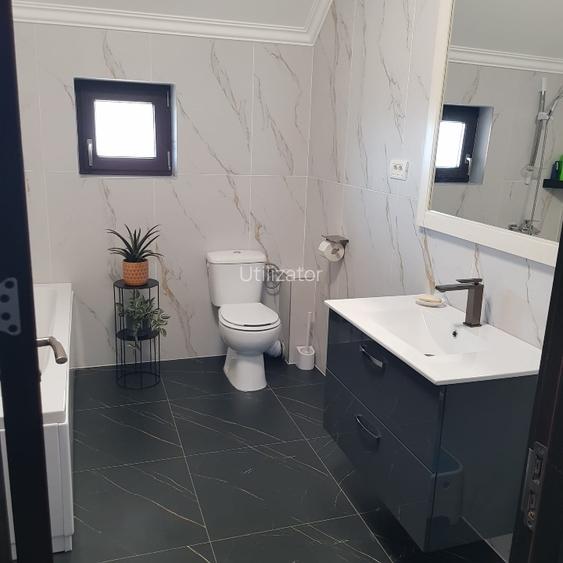 Casă de vânzare Năvodari str Bradului nr 1 bis - 7