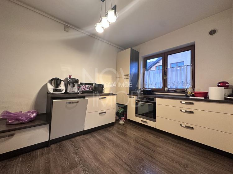 Apartament 3 camere, 2 bai, etajul 2 - Cart. Arhitectilor  - 6