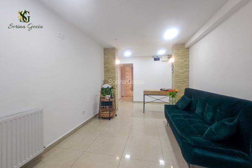 Birou individual in spatiu compartimentat in 4 camere situat in Racadau - 3