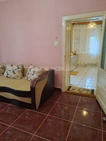 CASA DE VANZARE IN HD - 4