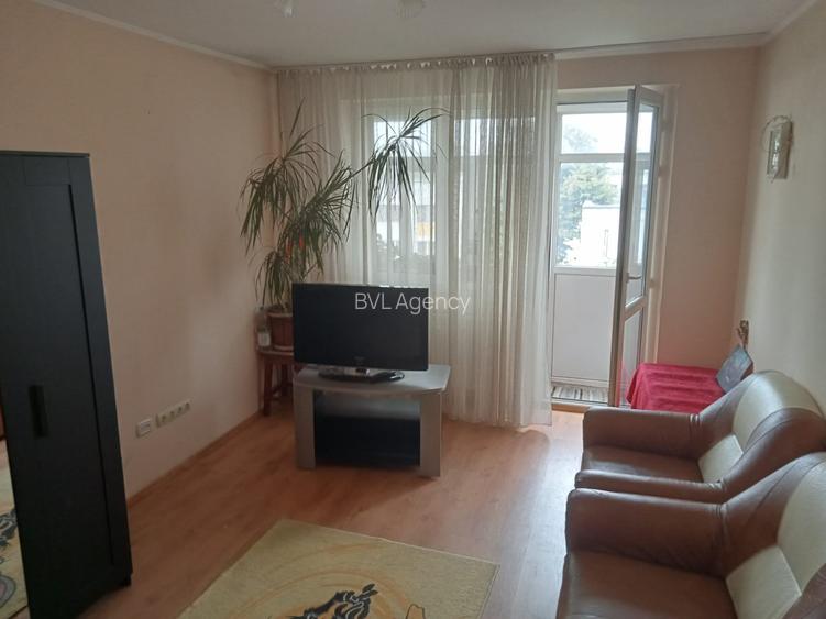 Vanzare | 3 camere  | Calea Rahovei Zona Liceul Bolintineanu | - 2