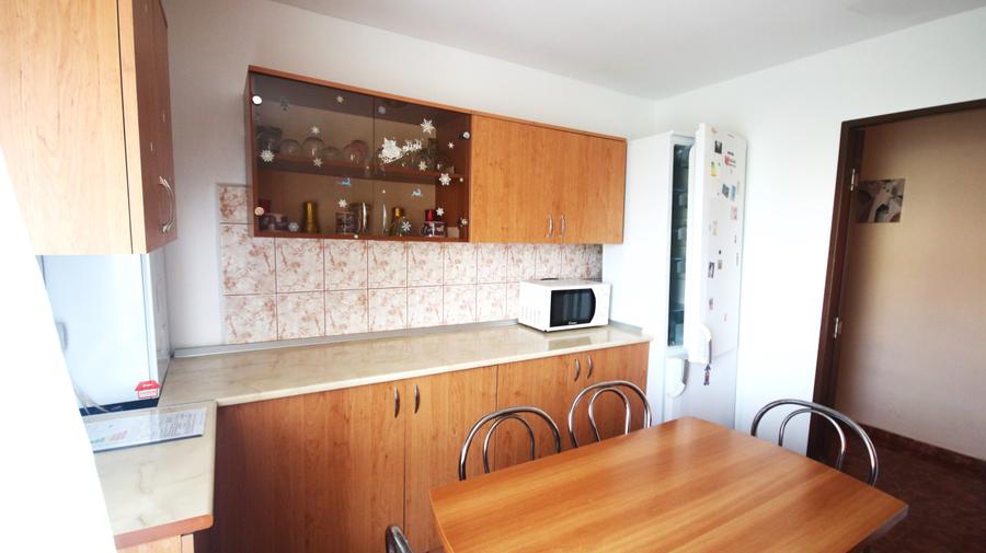 Apartament cu 3 camere in zona Soarelui - 21