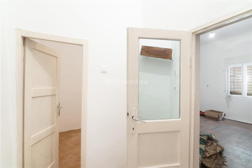 Teren mare cu 2 case si front la 2 strazi in Tamaseu - 6