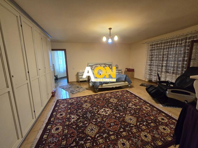 Vila cu 6 Camere,  Zona Centrala - 14