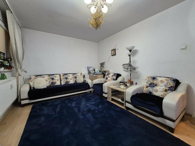 Apartament sector 3Vand apartament decomandat cu 3 camere situat intre Piata Ram - 7