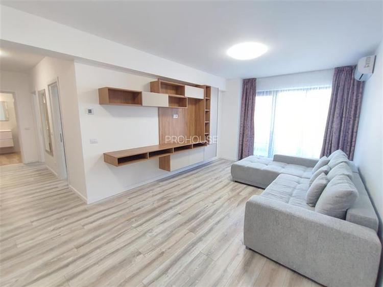 Bloc nou - langa Universitatea Bacovia - 2 camere - mobilat si utilat nou - 2