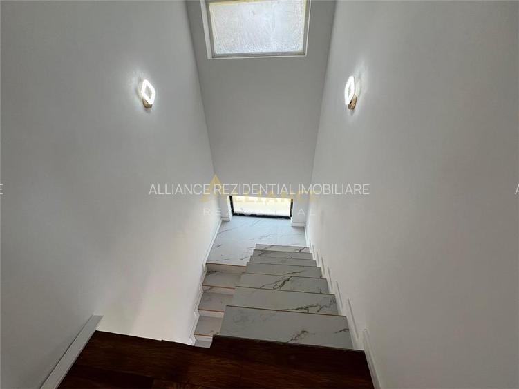 Vila Individuala  - 4 camere - 3 bai-teren -320-600 M de STV - 25