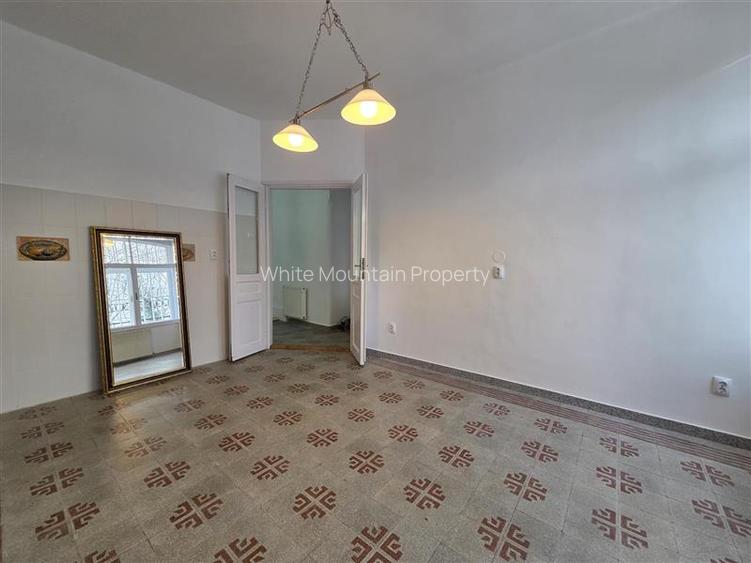 Apartament superb renovat in Centrul Istoric Brasov - 25
