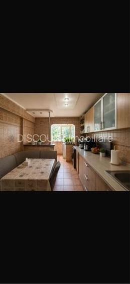 Apartament 3 camere zona Malu Rosu - 4
