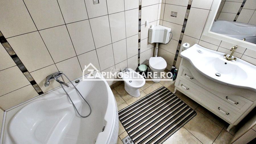 Casa 5 camere, 250 mp,3 băi,2.500mp teren,  0% comision - 6