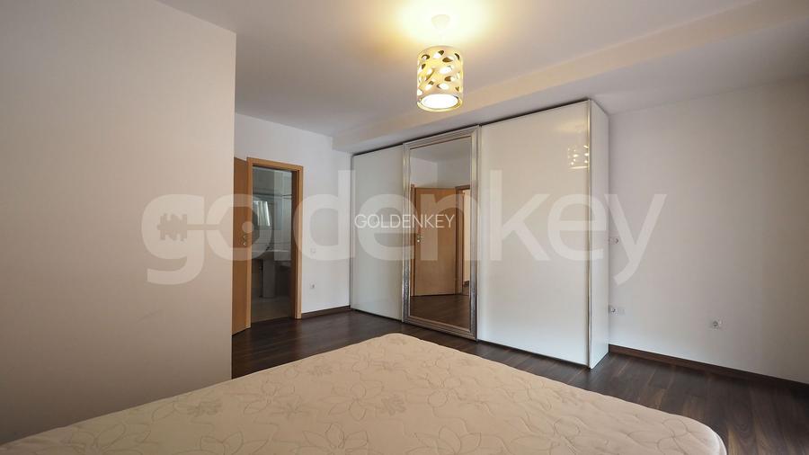 Vedere panoramica lac | Penthouse modern cu 4 dormitoare, 4 bai - 15