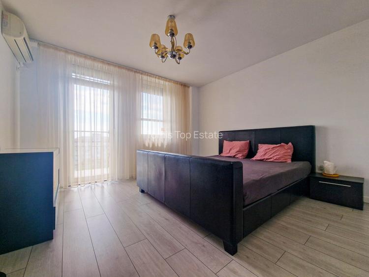 Ap de 4 cam de vanzare, Statiunea Mamaia, vedere la mare si lac, 150m de plaja. - 16