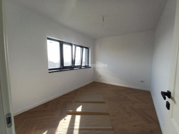 CASA 4 CAMERE, 3 BAI, 130 MP UTILI , GALATA , TVA INCLUS IN PRET !!!  - 9