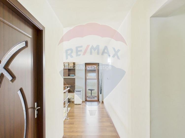 Casa spatioasa cu 5 camere si curte amenajata - Chitila - 13