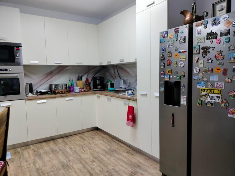 Casa superba, zona linistita, accesibil, cu mansarda locuibila de 100mp.