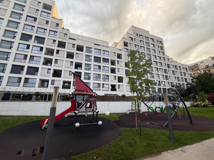 Apartament spatios in complex cu paza si loc de joaca pentru copii