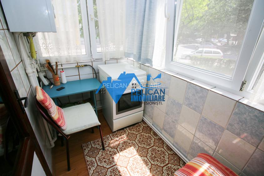 E3, decomandat, 3 camere, renovat - 8