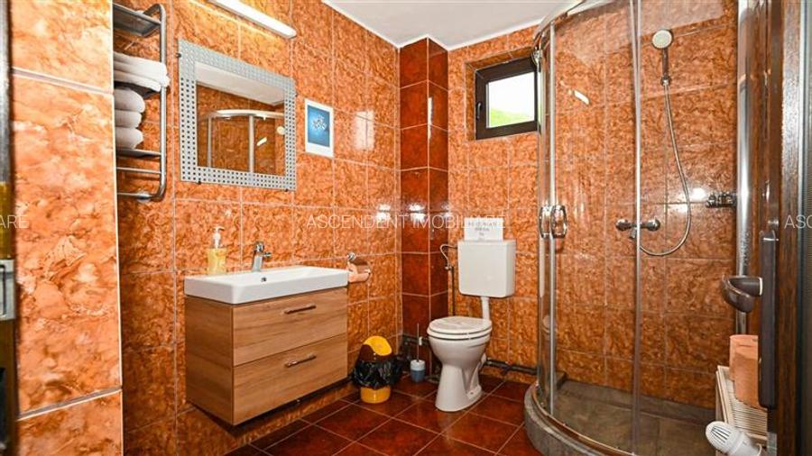 In cartea de povesti a Pietrei Craiului, ansamblul turistic functional,Plaiul Fo - 7