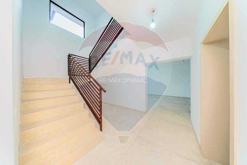 Vilă de Lux 358 mp – Ideal Rezidențial sau Sediu Firma/Vladimirescu - 11