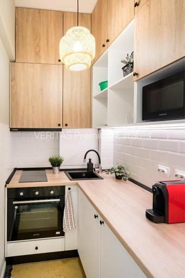Ocazie! Apartament 2 camere Universitate, metrou 600 m, terasa 10 mp, centrala - 7