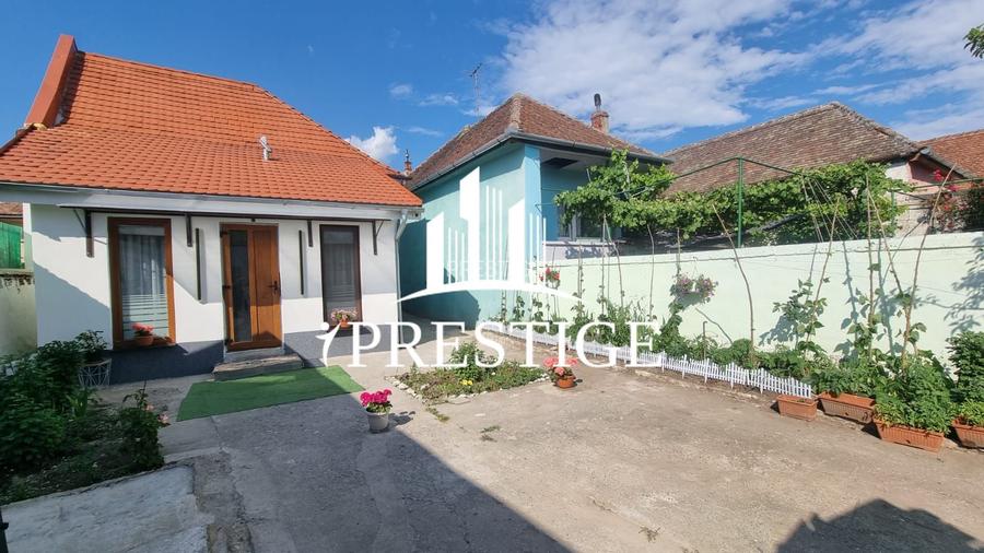 CASĂ DE VÂNZARE ÎN SIBIU TEREZIAN | 4 CAMERE | 2 BĂI | CURTE - 2